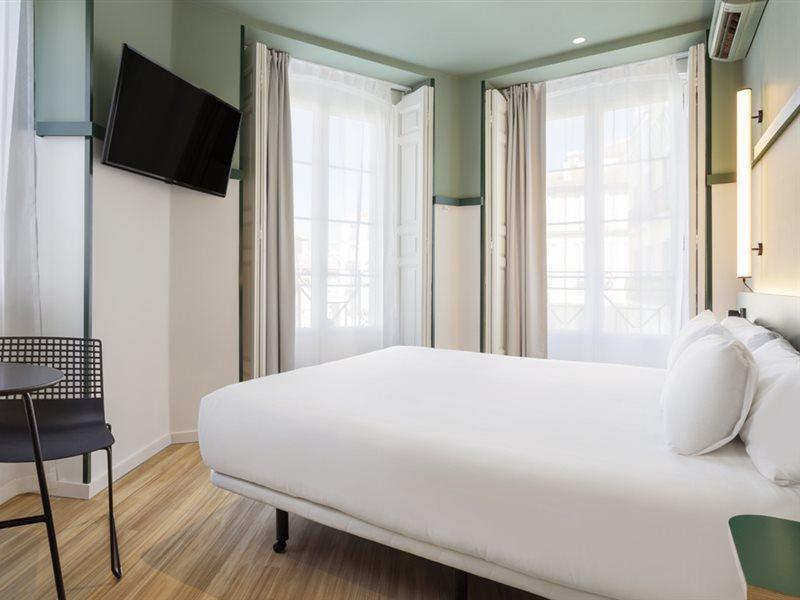 B&B Hotel Madrid Centro Plaza Mayor Exterior photo